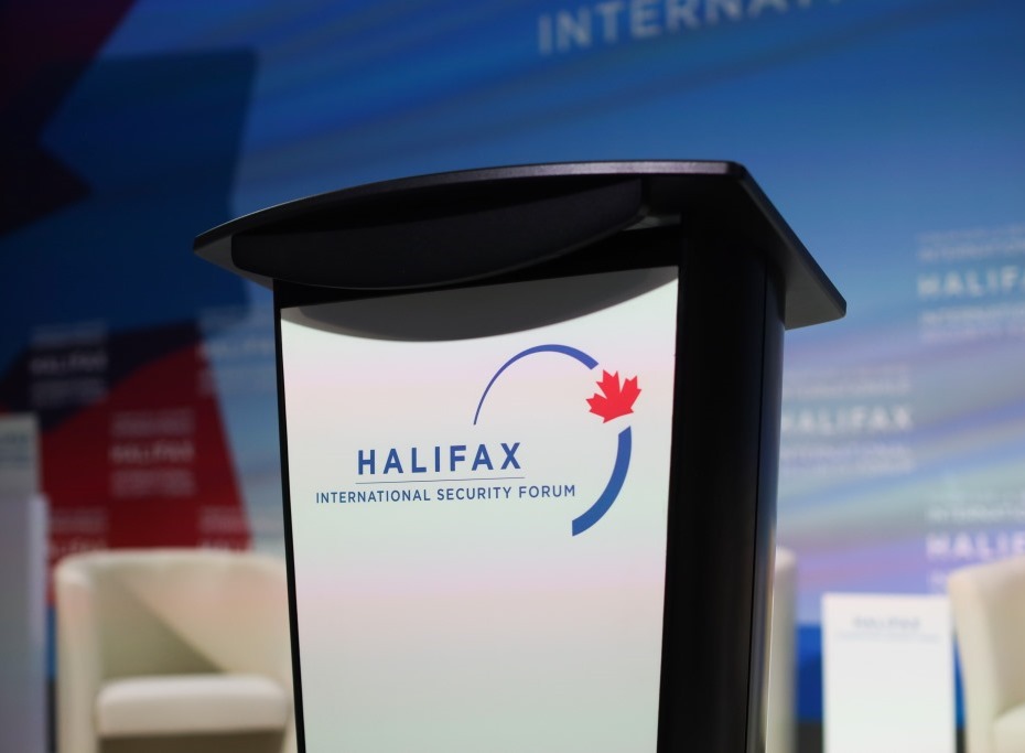 Minister Anand Meets with Secretary Austin During the Halifax