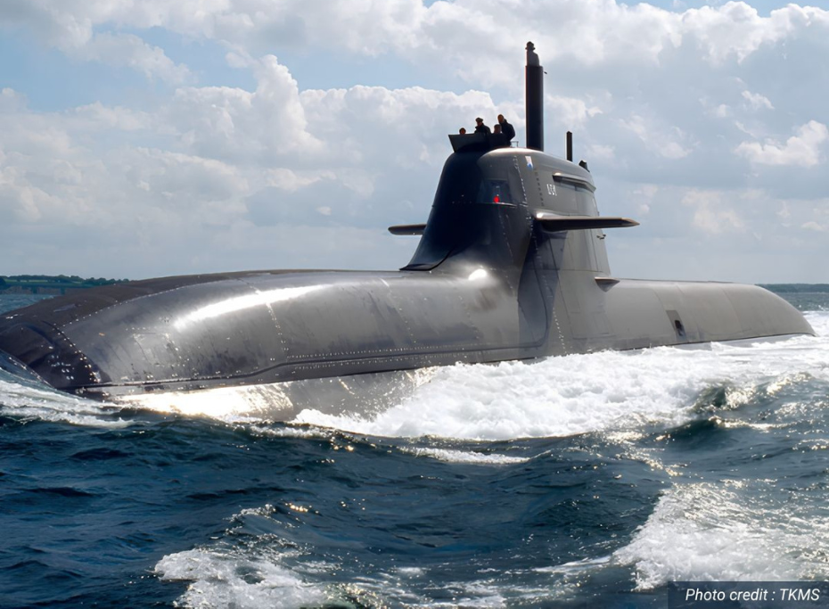 Marmen TKMS submarine at sea